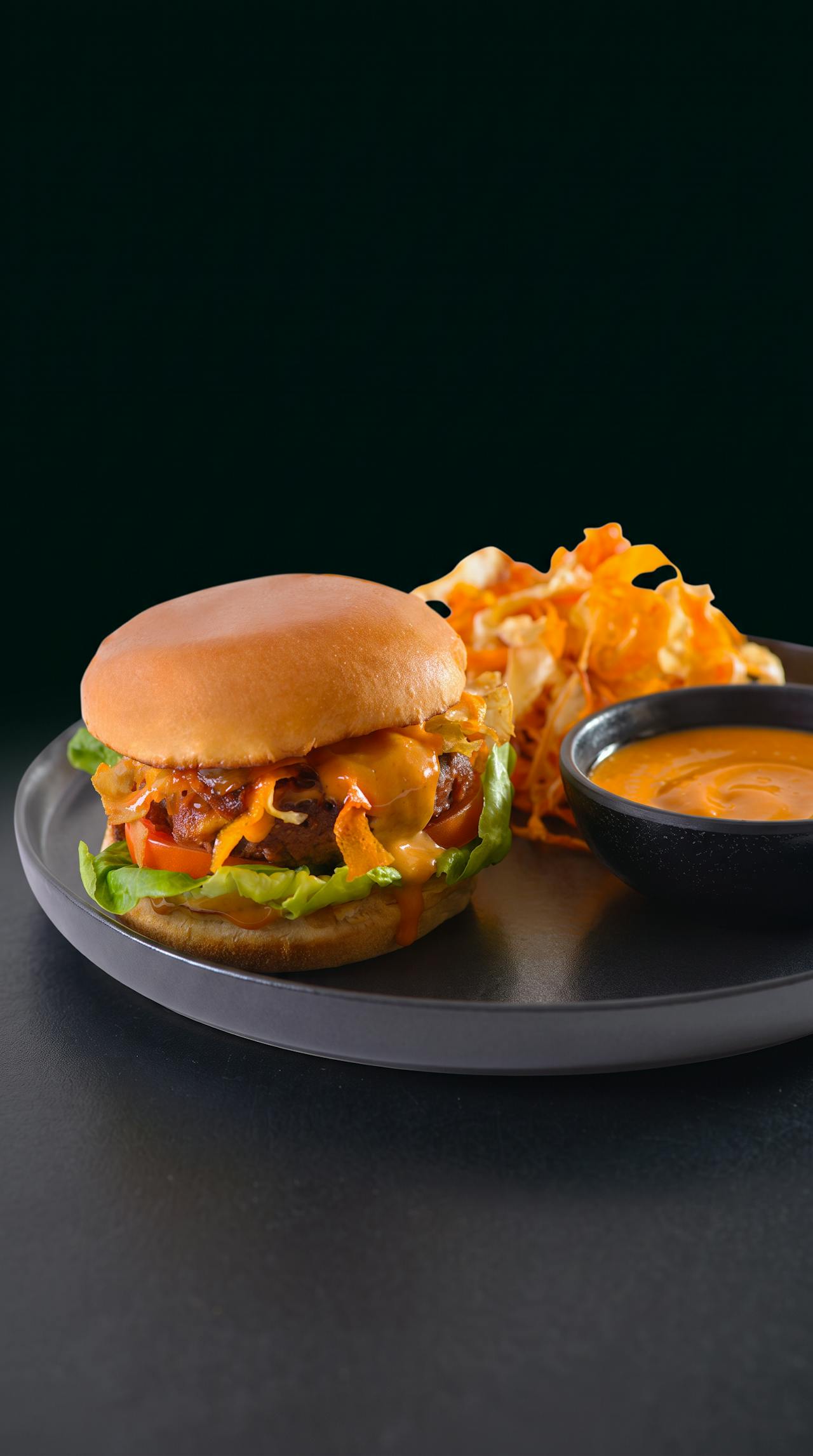 Crunchy Thai-Burger mit spicy Kooray Mayo – Kooray Rezept mit Bio Thai Curry