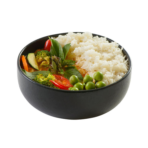 Bio rotes Thai Curry mit Paprika, Thai-Basilikum und Reis