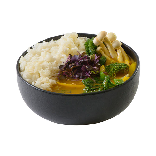 Bio gelbes Thai Curry mit Brokkoli, Babymais und Reis
